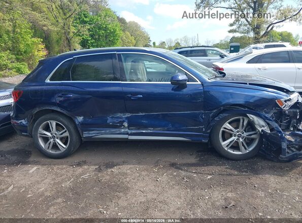 WA1DECF31P1066125 2023 AUDI Q3 Blue Vista interior trasera