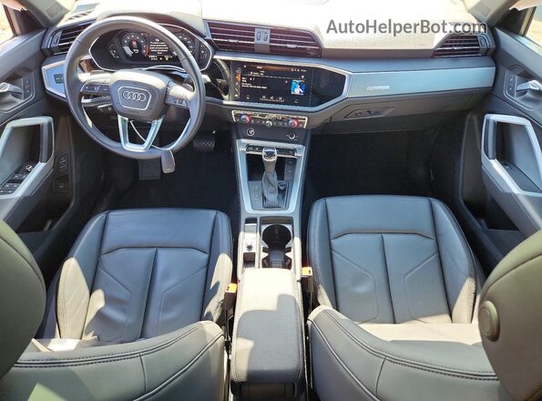 WA1DECF31P1077478 2023 AUDI Q3 Gray Dashboard view
