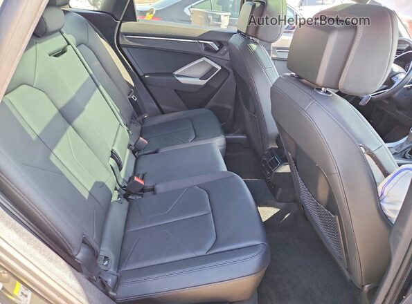 WA1DECF31P1077478 2023 AUDI Q3 Gray Rear interior view