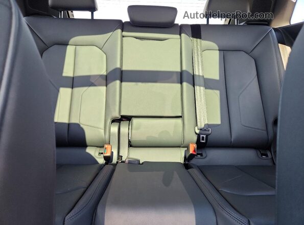WA1DECF31P1077478 2023 AUDI Q3 Gray Rear seats view