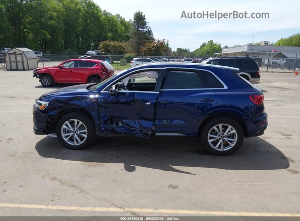 WA1DECF31R1036268 2024 AUDI Q3 Blue Rear interior view