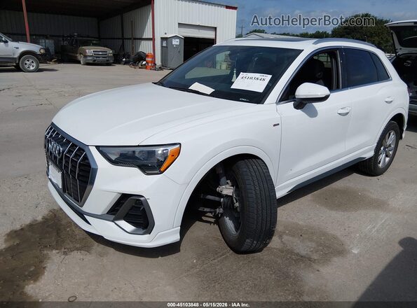 WA1DECF32N1130170 2022 AUDI Q3 White Front left