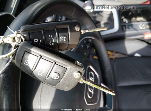 WA1DECF32N1130170 2022 AUDI Q3 White Dashboard view