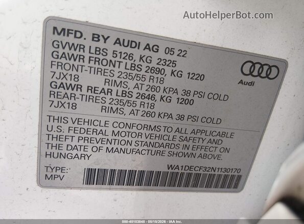 WA1DECF32N1130170 2022 AUDI Q3 White Engine compartment view