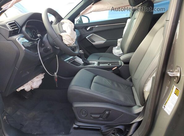 WA1DECF32S1109735 2025 AUDI Q3 Gray Вид салону спереду