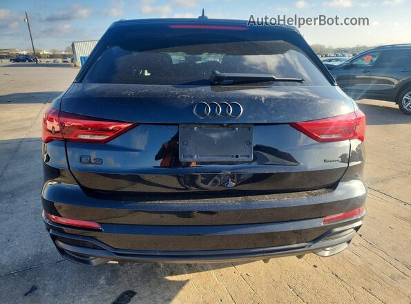 WA1DECF33M1054313 2021 AUDI Q3 Black 