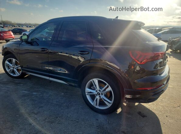 WA1DECF33M1054313 2021 AUDI Q3 Black 