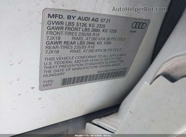 WA1DECF33N1017098 2022 AUDI Q3 White ძრავის განყოფილების ხედი