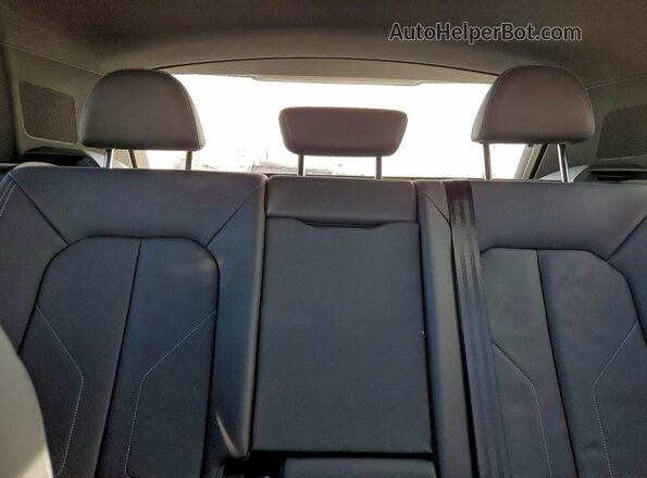 WA1DECF33R1190190 2024 AUDI Q3 Black Հետևի նստատեղերի տեսք