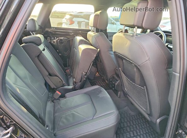 WA1DECF33S1069259 2025 AUDI Q3 Черный Вид задних сидений