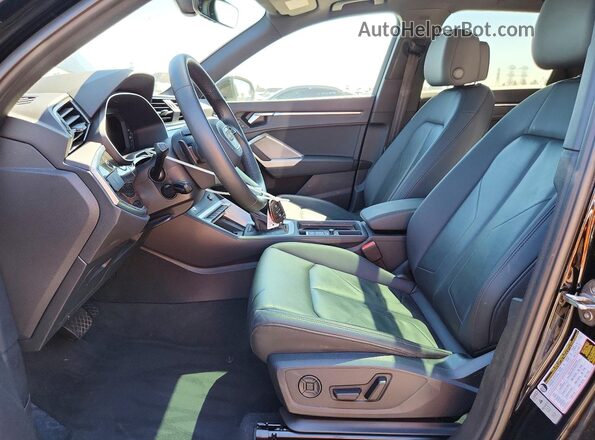 WA1DECF35R1162469 2024 AUDI Q3 Black 