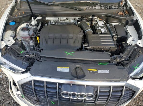 WA1DECF35R1208978 2024 AUDI Q3 White Widok komory silnika