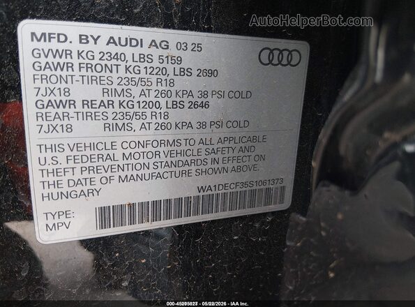 WA1DECF35S1061373 2025 AUDI Q3 Black Вид підкапотного простору