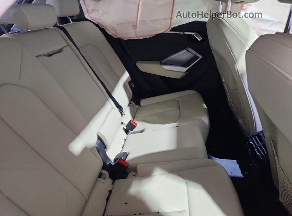 WA1DECF36N1074721 2022 AUDI Q3 White 