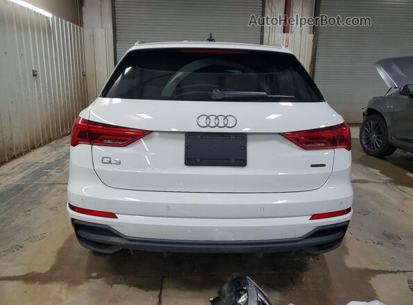WA1DECF37P1107597 2023 AUDI Q3 White Հետևի տեսք