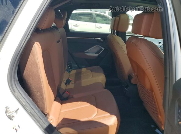 WA1DECF38M1142239 2021 AUDI Q3 White 