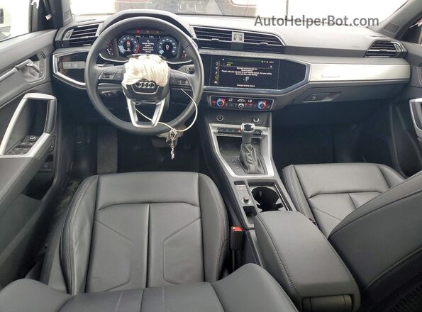 WA1DECF38R1127831 2024 AUDI Q3 White წინა პანელის ხედი