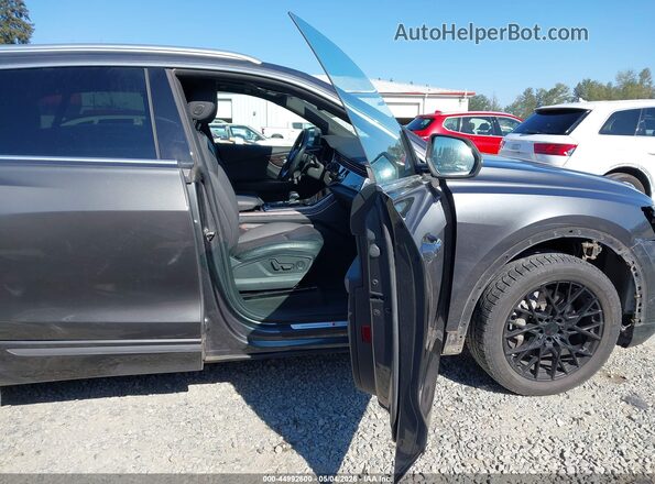 WA1DVAF11KD007828 2019 AUDI Q8 Gray Vista interior delantera