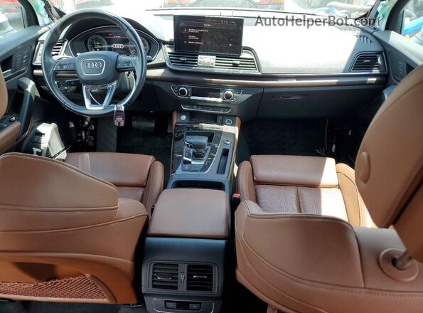 WA1E2AFY1P2067945 2023 AUDI Q5 White Dashboard view