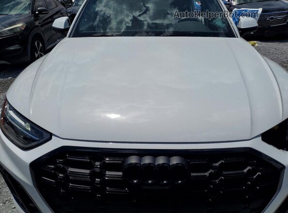 WA1E2AFY1P2067945 2023 AUDI Q5 White Engine compartment view