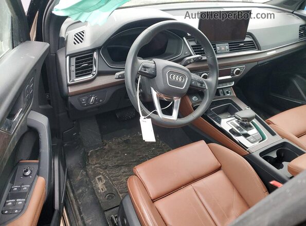 WA1E2AFY1R2121716 2024 AUDI Q5 Black Առջևի վահանակի տեսք