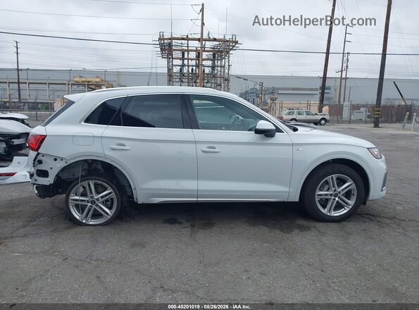 WA1E2AFY4R2101072 2024 AUDI Q5 White Սալոնի 360 աստիճան տեսք