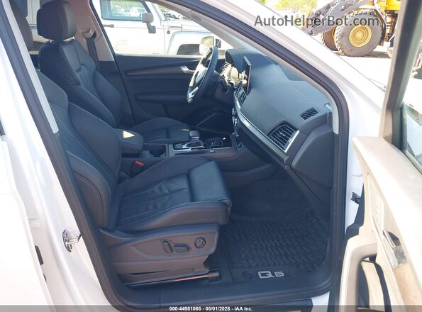 WA1E2AFYXS2063210 2025 AUDI Q5 Белый 
