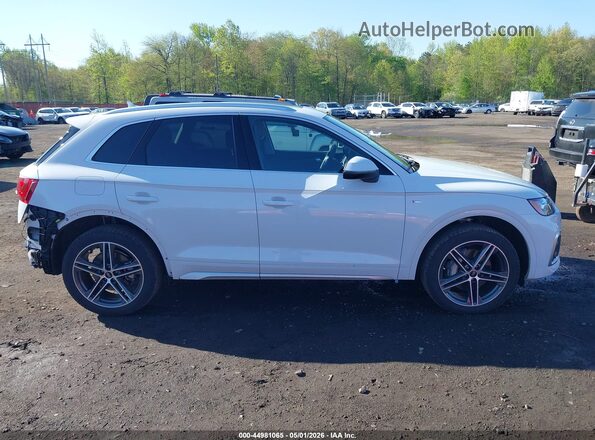 WA1E2AFYXS2063210 2025 AUDI Q5 Белый 
