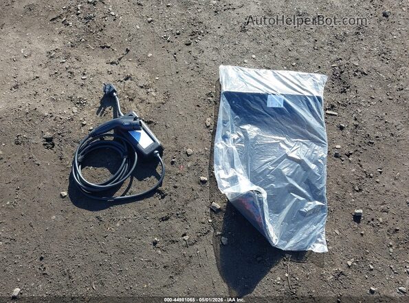 WA1E2AFYXS2063210 2025 AUDI Q5 Белый 