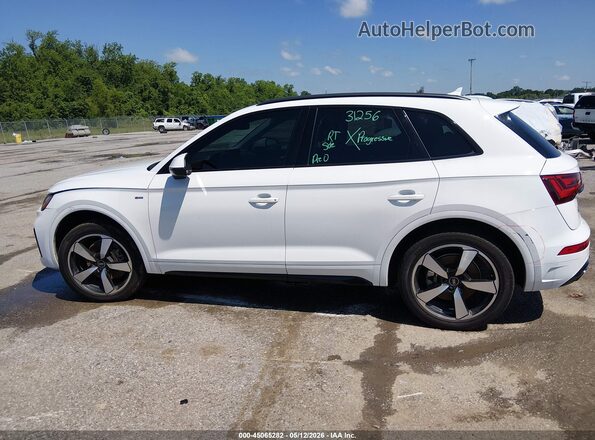 WA1EAAFY2N2118904 2022 AUDI Q5 White 