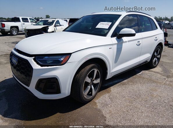 WA1EAAFY2N2118904 2022 AUDI Q5 White Առջևի ձախ երեք քառորդ տեսարան