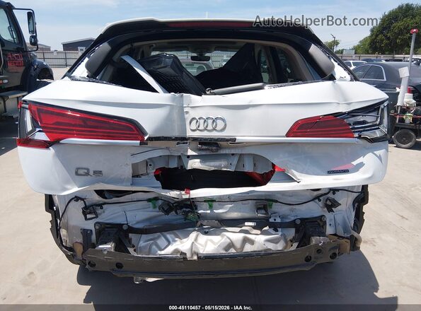 WA1EAAFYXP2104445 2023 AUDI Q5 White Vista frontal