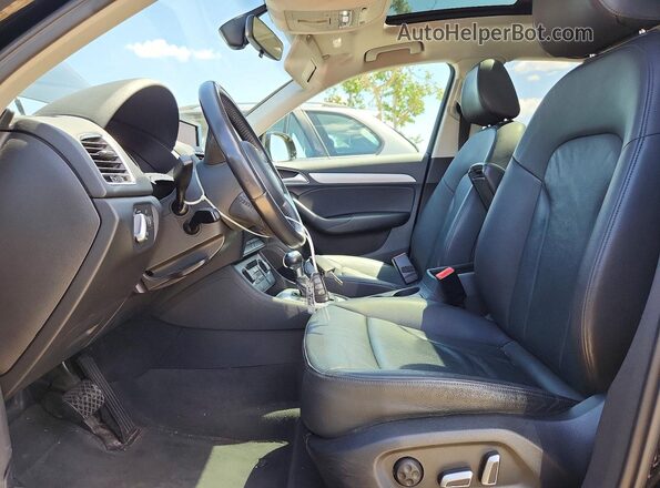 WA1ECCFS2HR015866 2017 AUDI Q3 Black Vista interior delantera