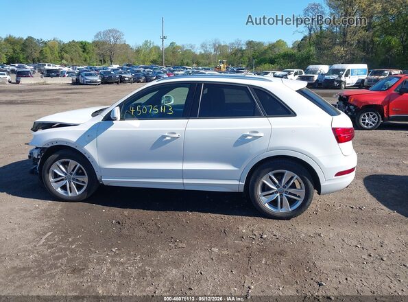 WA1ECCFS2JR002623 2018 AUDI Q3 White 360 interior view