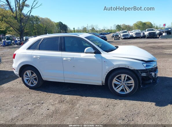 WA1ECCFS2JR002623 2018 AUDI Q3 White Rear interior view