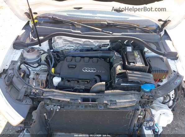 WA1ECCFS2JR002623 2018 AUDI Q3 White Rear view