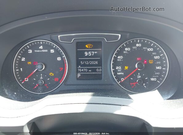 WA1ECCFS7JR034581 2018 AUDI Q3 Серебряный Вид задних сидений