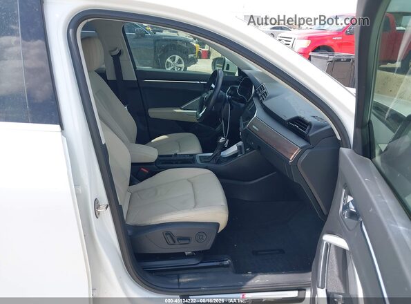 WA1EECF31L1045807 2020 AUDI Q3 White 