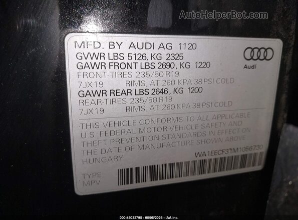 WA1EECF31M1056730 2021 AUDI Q3 Black Widok komory silnika