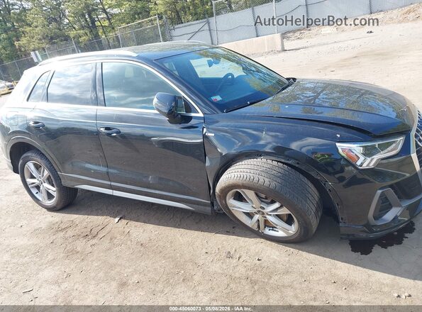 WA1EECF35R1053692 2024 AUDI Q3 Black Widok wnętrza z tyłu