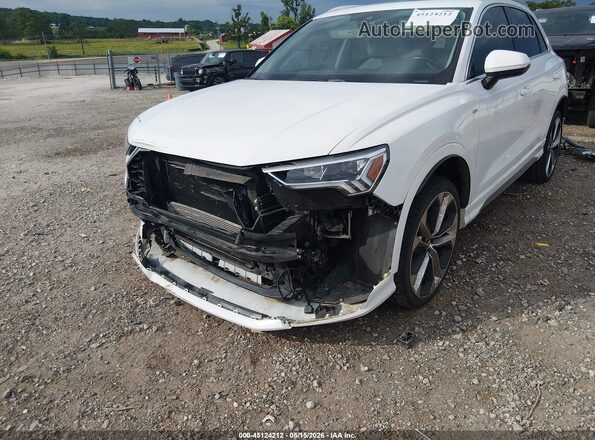 WA1EECF36L1111753 2020 AUDI Q3 White Դիմացի տեսք