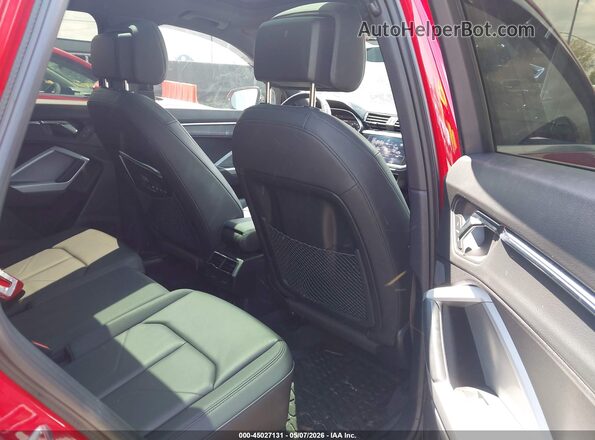 WA1EECF36N1150524 2022 AUDI Q3 Red 