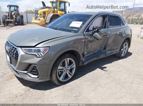 WA1EECF37L1024735 2020 AUDI Q3 Gray Առջևի ձախ երեք քառորդ տեսարան