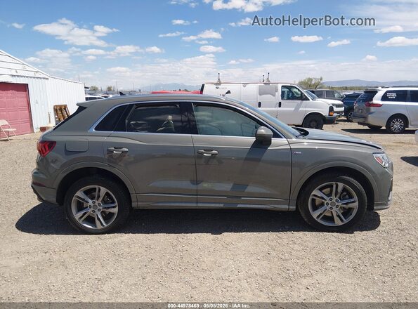 WA1EECF37L1024735 2020 AUDI Q3 Gray Սարքավորումների վահանակի տեսք