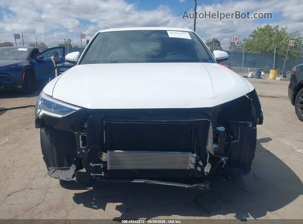WA1EECF37L1031295 2020 AUDI Q3 White წინა ხედი