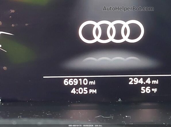 WA1EECF37L1071814 2020 AUDI Q3 White 