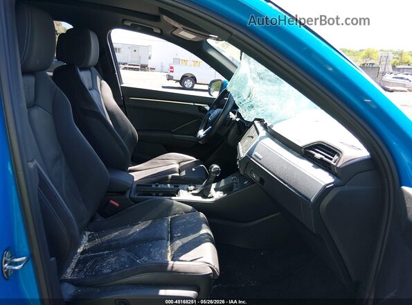 WA1EECF39L1104053 2020 AUDI Q3 Blue Vista interior delantera