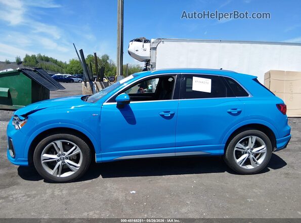 WA1EECF39L1104053 2020 AUDI Q3 Blue Vista interior de 360 grados