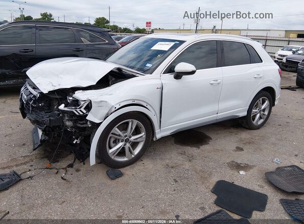 WA1EECF39P1109016 2023 AUDI Q3 White Front left
