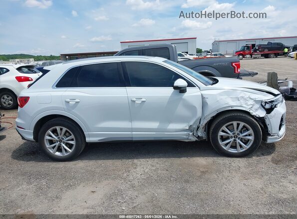 WA1EECF3XP1020815 2023 AUDI Q3 White Rear interior view